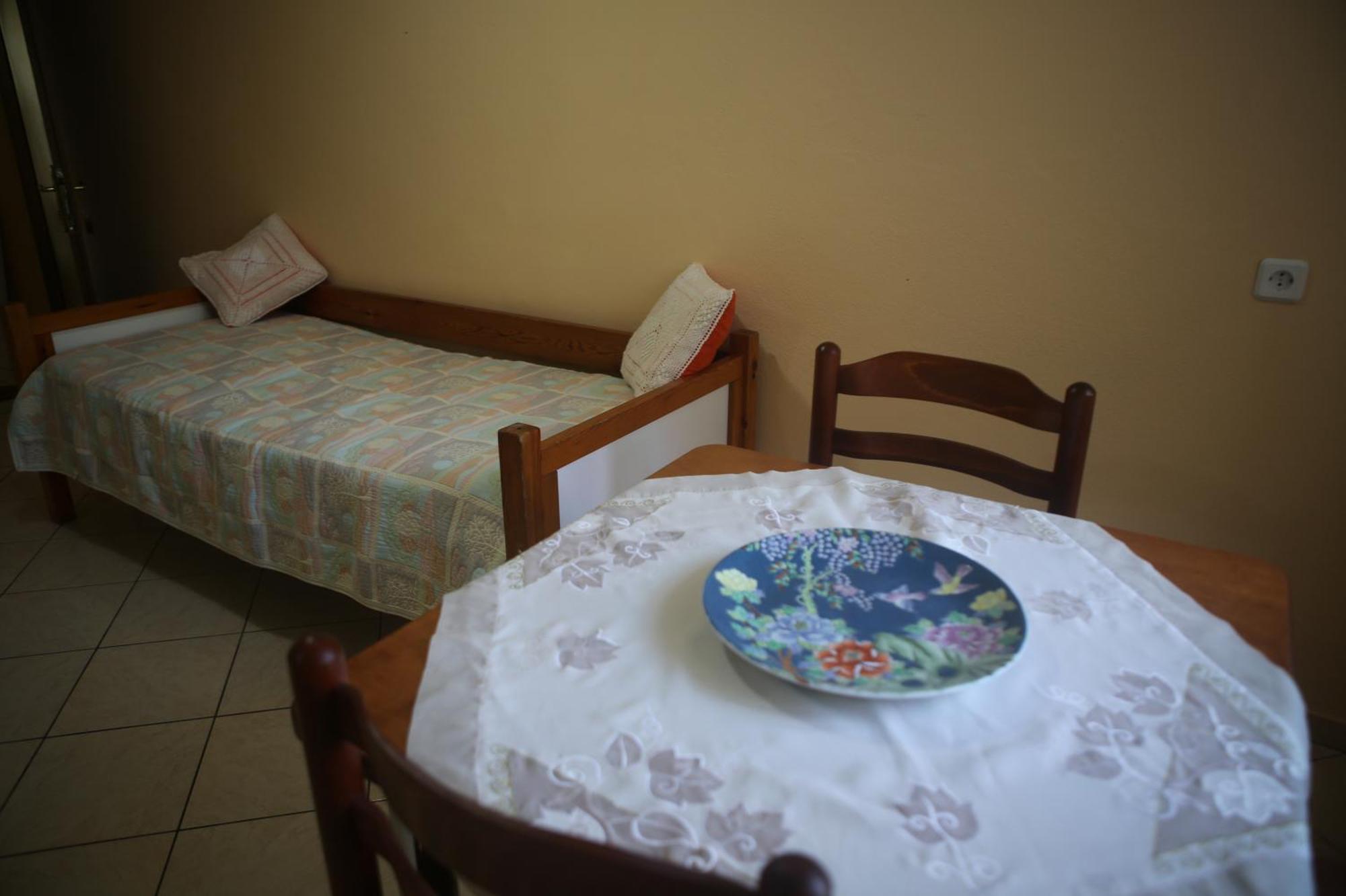 La Casa Di Nonna Apartment เคพาโร ภายนอก รูปภาพ