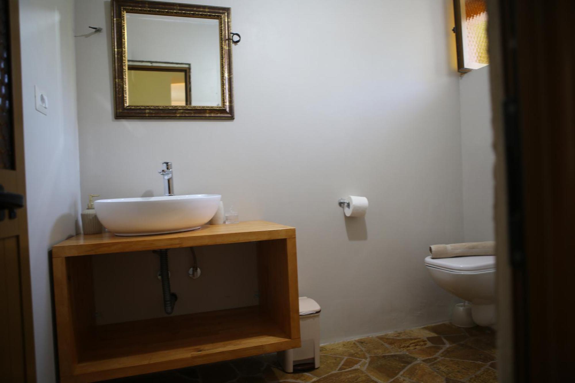 La Casa Di Nonna Apartment เคพาโร ภายนอก รูปภาพ