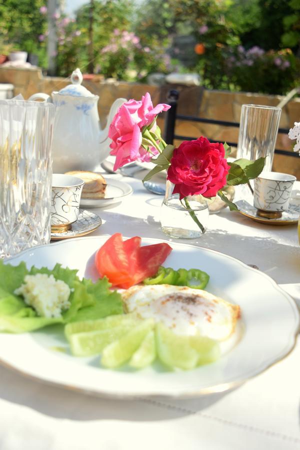 La Casa Di Nonna Apartment เคพาโร ภายนอก รูปภาพ