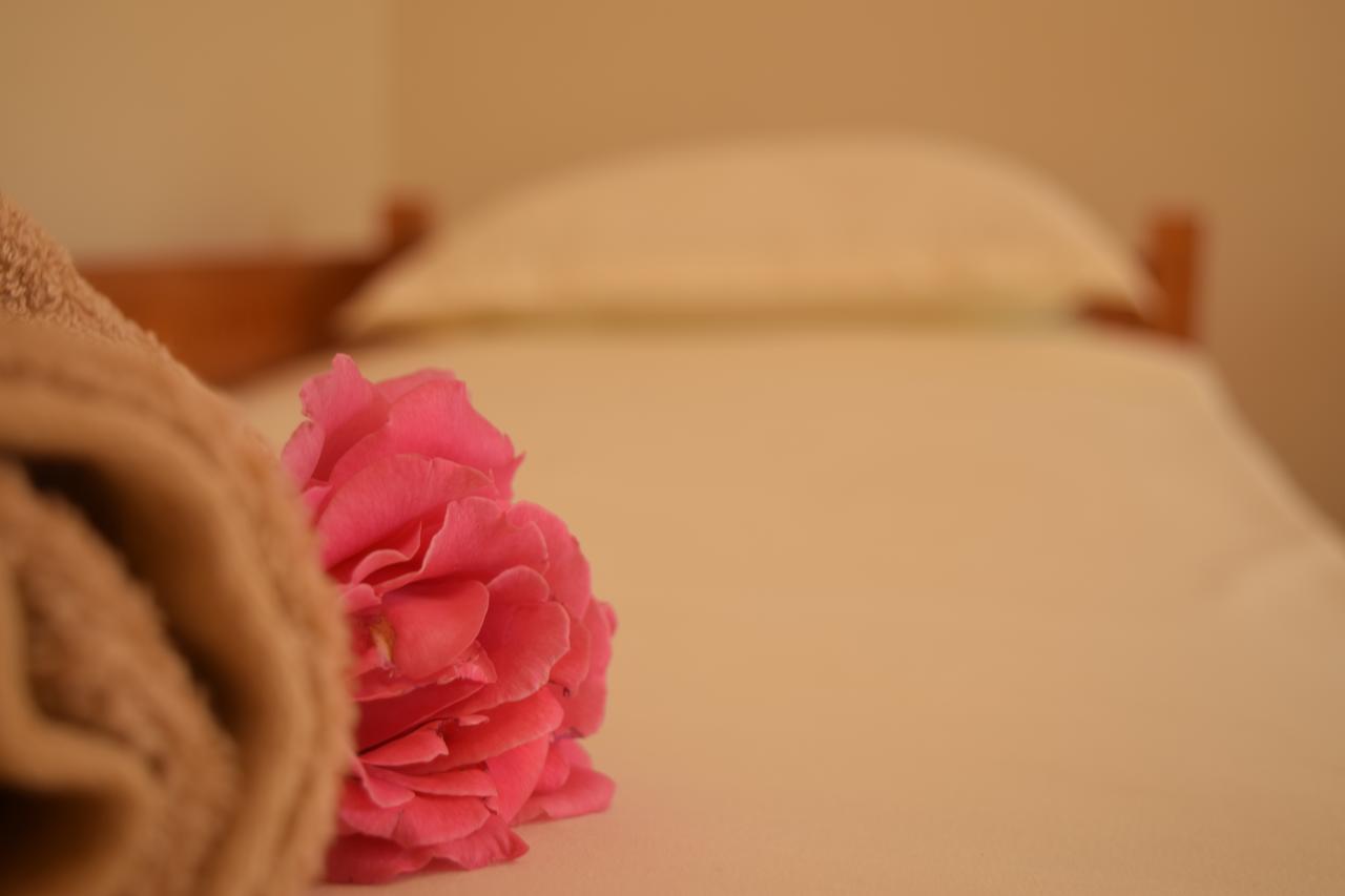 La Casa Di Nonna Apartment เคพาโร ภายนอก รูปภาพ